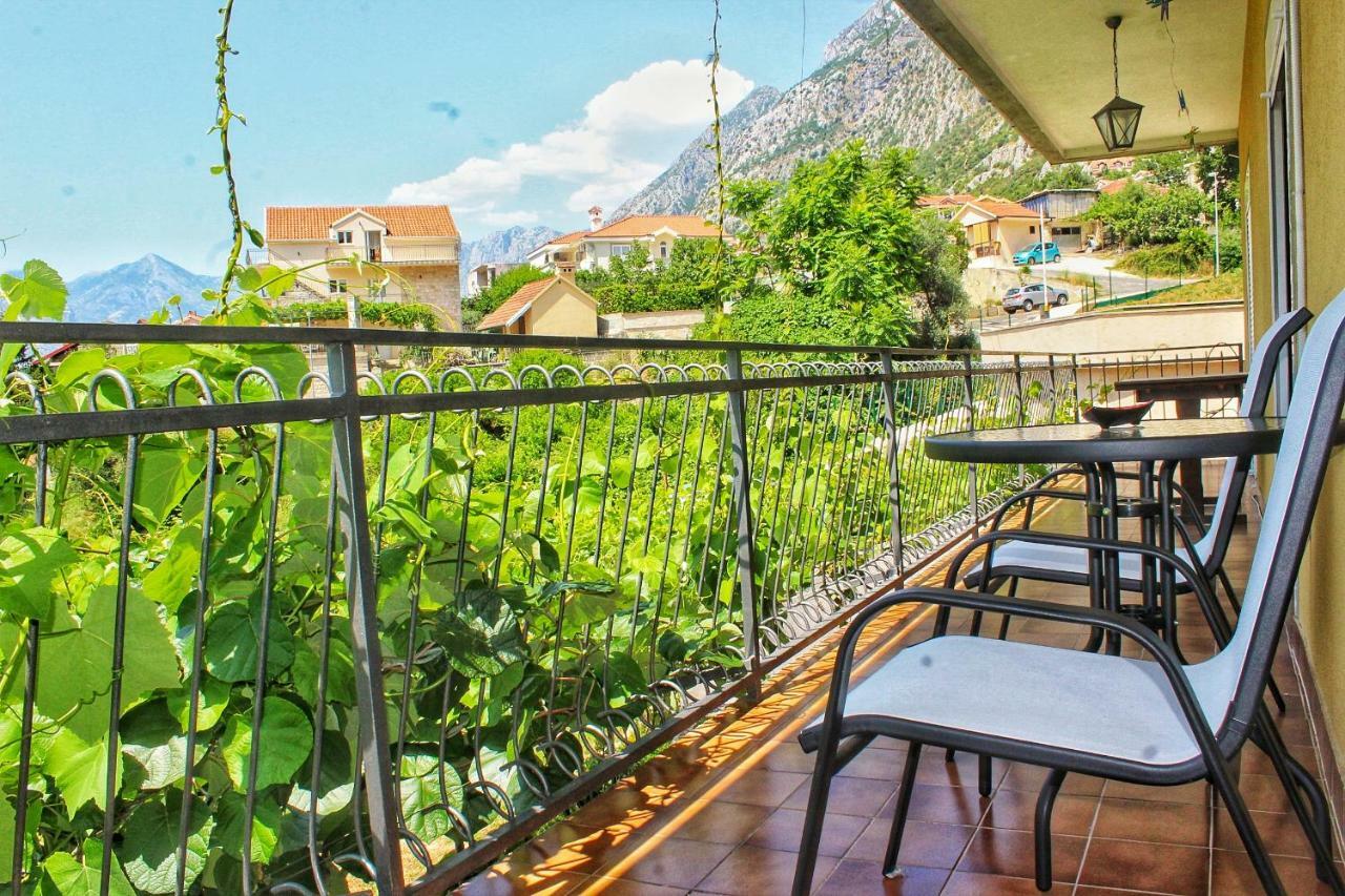 Apartments Jovana Kotor Luaran gambar