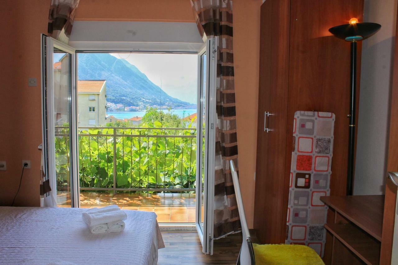 Apartments Jovana Kotor Luaran gambar